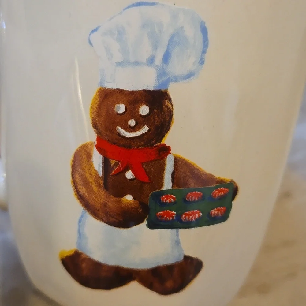 Williams-Sonoma Set of Three Gingerbread Mugs